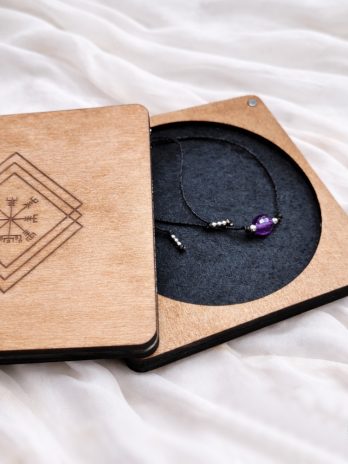 Twoja Wiedźmowa Bransoletka – Ametyst – intuicja, jasność umysłu, skupienie – WERSJA PREZENTOWA