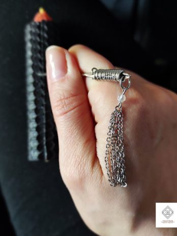 Igły, rylce, gwoździe rytualne