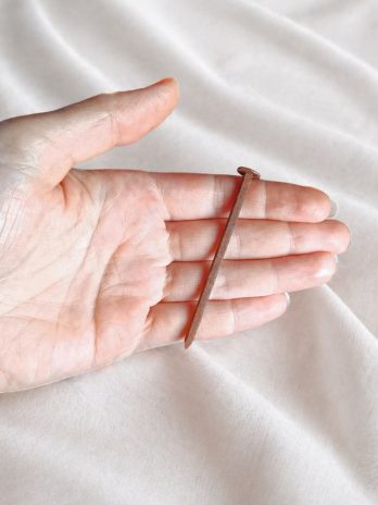 Gwóźdź żelazny kuty 70 mm – rytuały, OCHRONA